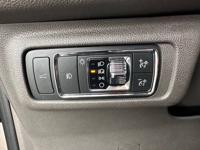 Used 2020 Lincoln Corsair Reserve w/ Equipment Group 202A AWD/4WD image 29