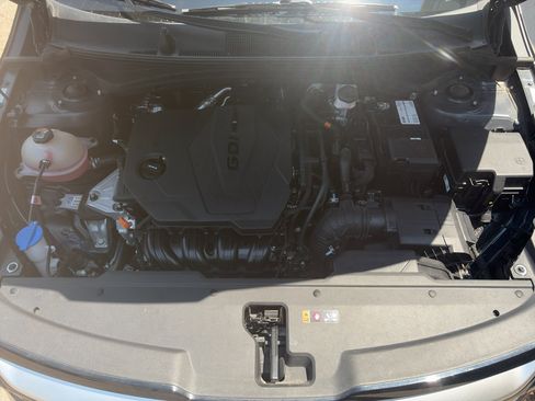 Used 2023 Kia Sportage EX FWD image 29