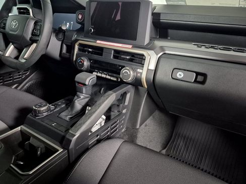 New 2026 Toyota Tacoma 4x4 Double Cab image 34
