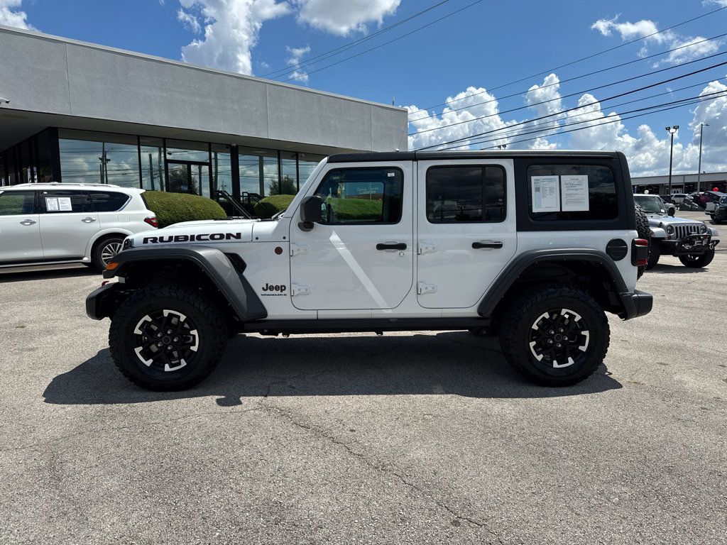 Used 2025 Jeep Wrangler Unlimited Rubicon AWD/4WD image 5