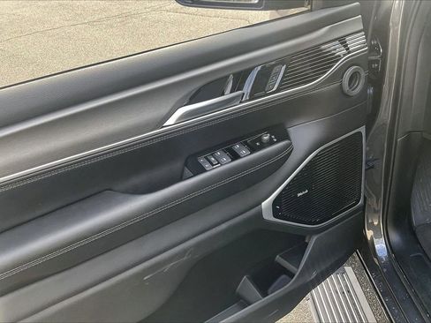 New 2026 Jeep Grand Wagoneer Limited AWD/4WD image 30