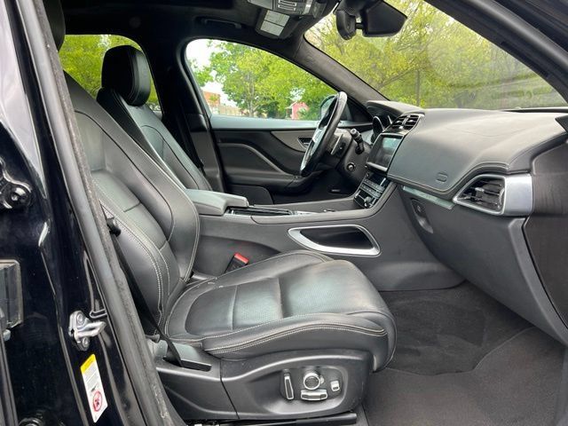 Used 2020 Jaguar F-PACE S AWD/4WD image 22