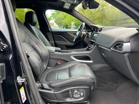 Used 2020 Jaguar F-PACE S AWD/4WD image 22