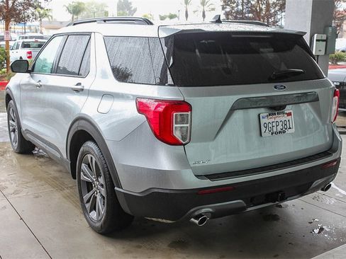 Used 2023 Ford Explorer XLT w/ Equipment Group 202A image 9