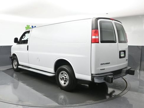 Used 2024 GMC Savana 2500 w/ Driver Convenience Package RWD image 20