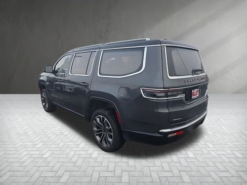 Used 2022 Jeep Grand Wagoneer Series III w/ Rear Seat Video Group 1 image 7