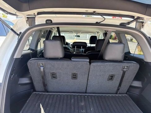 Used 2017 Honda Pilot EX image 9