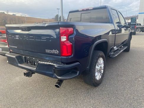 Used 2023 Chevrolet Silverado 2500 High Country image 4