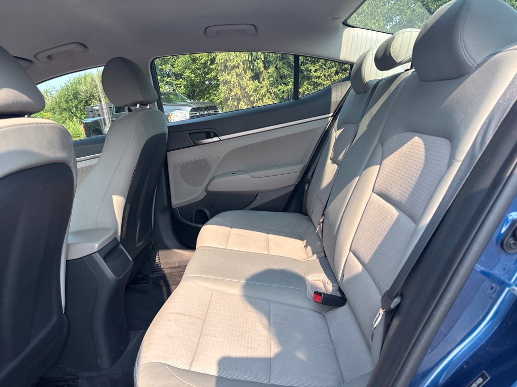 Used 2017 Hyundai Elantra SE FWD image 12