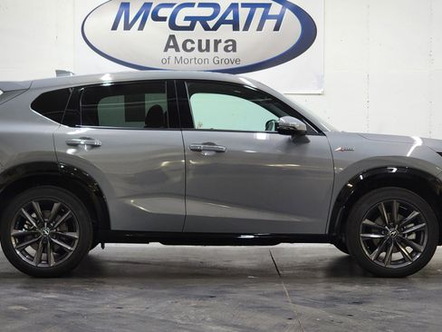 Used 2025 Acura ADX A-Spec image 3