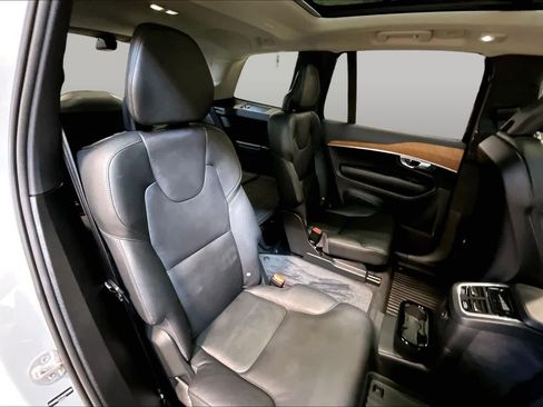 Used 2025 Volvo XC90 T8 Plus w/ Protection Package AWD/4WD image 19