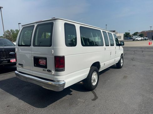 Used 2010 Ford E-350 and Econoline 350 XLT image 10