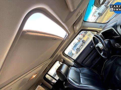 Used 2006 HUMMER H3 Luxury image 18