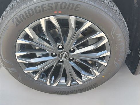 New 2026 Nissan Rogue Platinum image 31