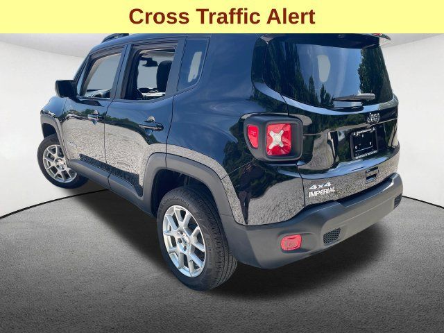 Used 2023 Jeep Renegade Latitude w/ Sun/Sound Group AWD/4WD image 10