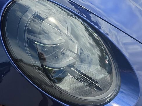 Used 2025 Porsche 911 Carrera GTS image 15