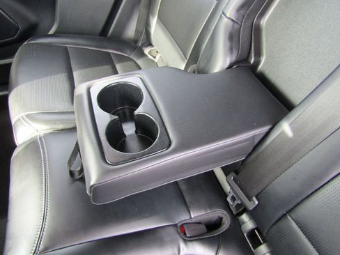 Used 2025 Ford Escape Platinum w/ Class II Trailer Tow Package AWD/4WD image 21
