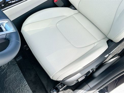 Used 2025 Kia Sportage EX w/ EX Premium Package image 18