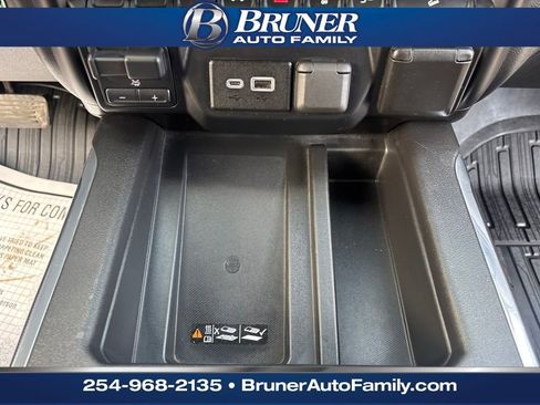 Used 2019 GMC Sierra 1500 AT4 w/ Off Road Performance Package image 23