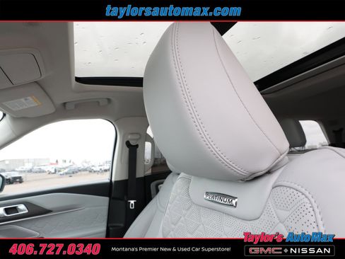 Used 2025 Ford Explorer Platinum w/ Ultimate Package AWD/4WD image 37