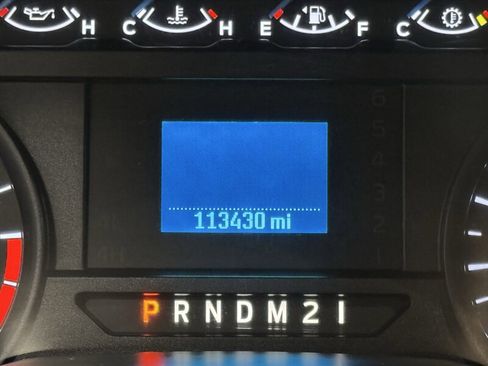 Used 2017 Ford F250 XL w/ Power Equipment Group image 5