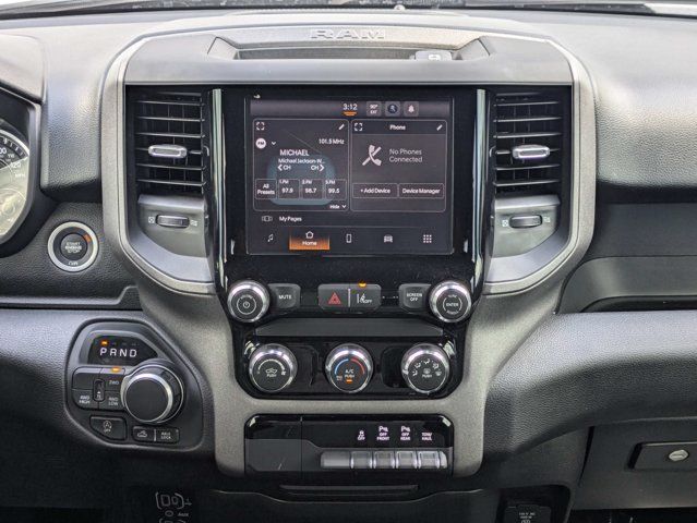 Used 2025 RAM 1500 Warlock AWD/4WD image 16