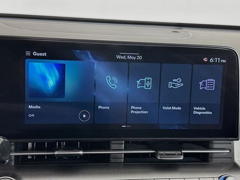 Used 2025 Hyundai Kona SEL FWD image 21