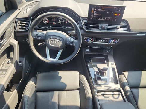 Certified 2023 Audi Q5 2.0T Prestige w/ Prestige Package AWD/4WD image 4