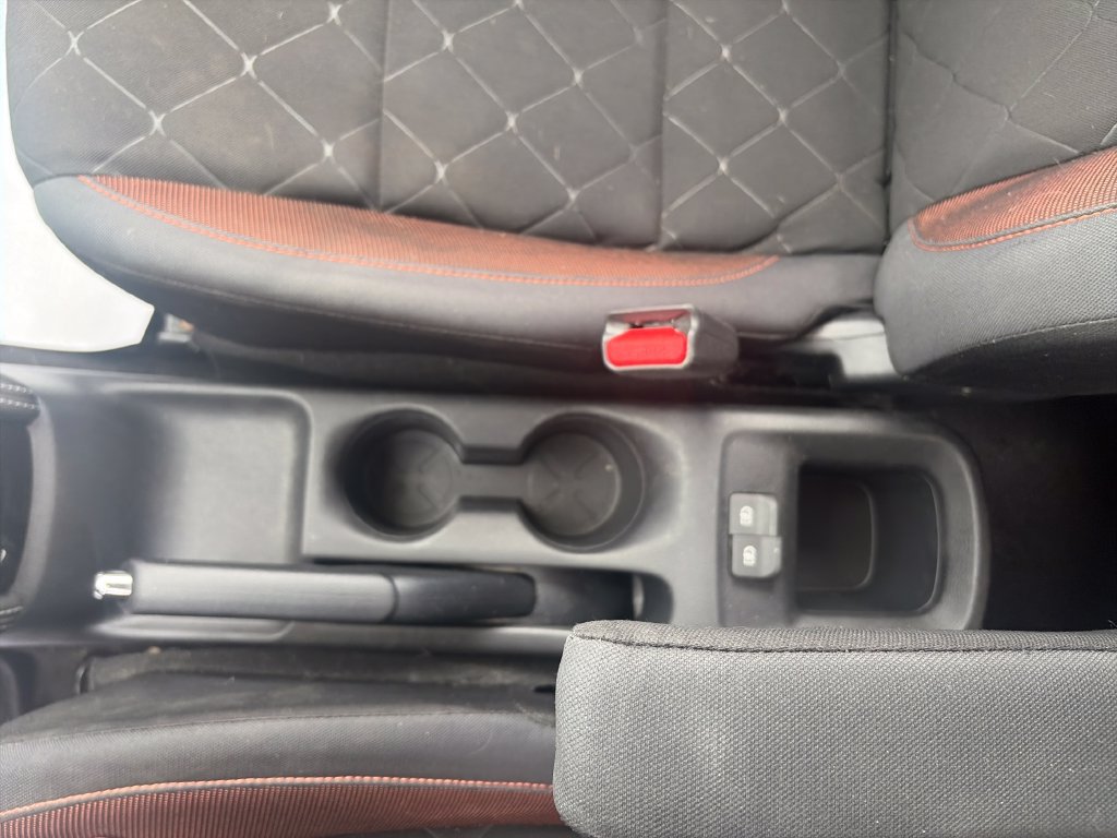 Used 2019 Nissan Kicks SR FWD image 25
