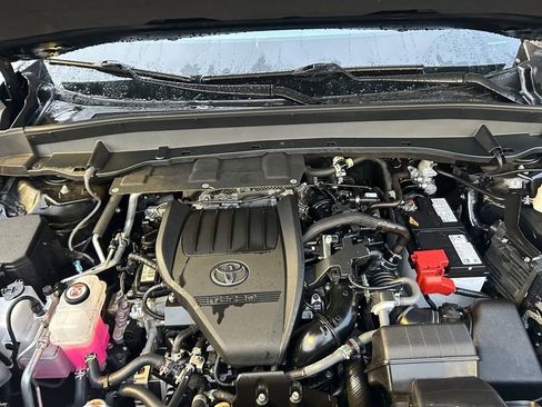 Used 2024 Toyota Grand Highlander XLE image 29