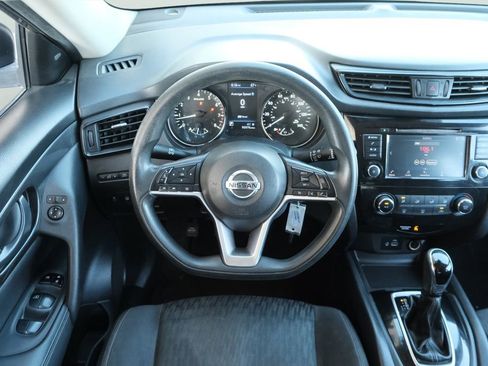 Used 2020 Nissan Rogue S FWD image 21