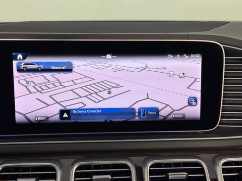 Used 2024 Mercedes-Benz GLS 63 AMG AMG GLS 63 image 30