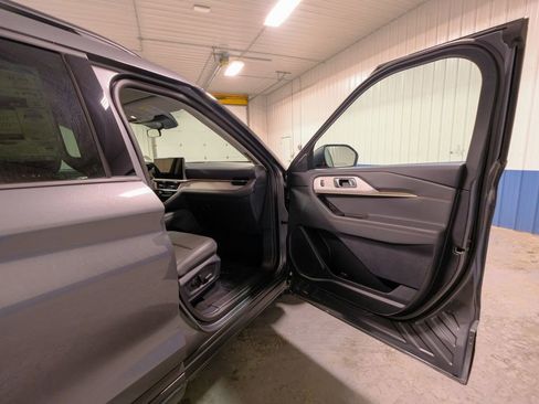 New 2026 Ford Explorer Active image 15