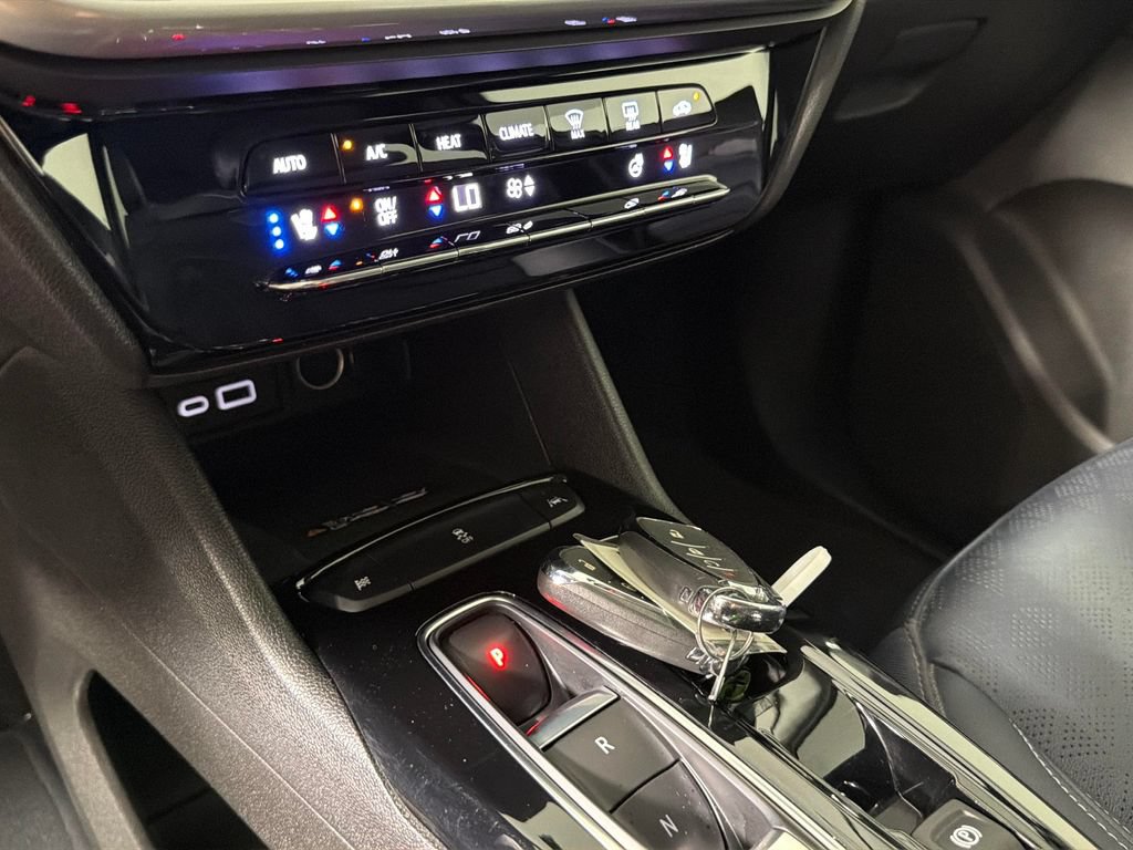 Certified 2023 Chevrolet Bolt EUV Premier FWD image 23