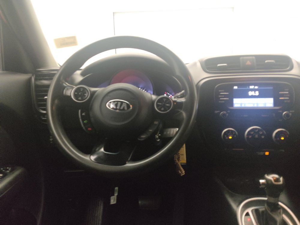 Used 2019 Kia Soul FWD image 22