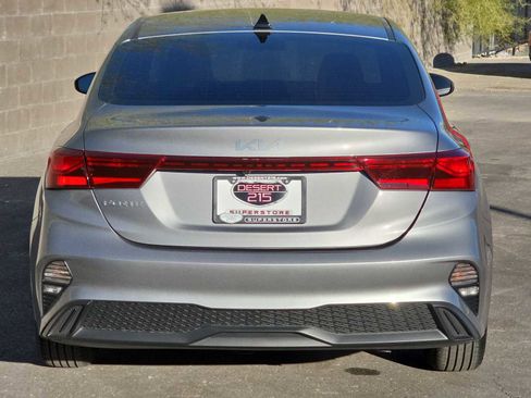 Used 2024 Kia Forte LXS image 8