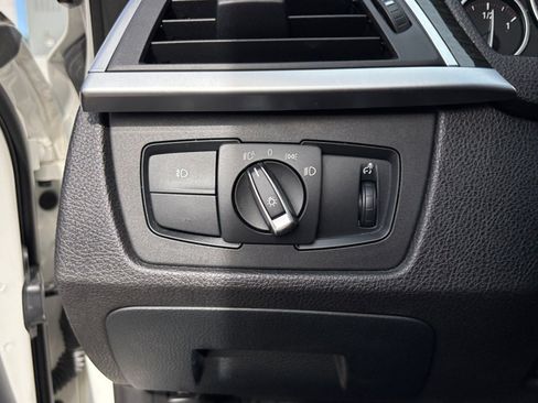 Used 2018 BMW 330i 330i image 14