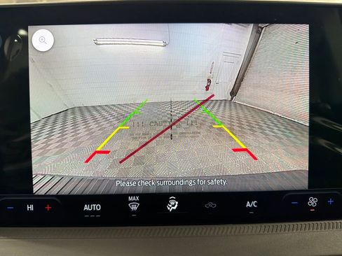 New 2026 Ford Maverick XL image 24