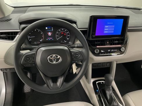 New 2025 Toyota Corolla Cross L image 14