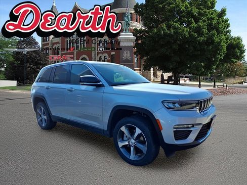 New 2025 Jeep Grand Cherokee Limited w/ Trailer Tow Package image 1