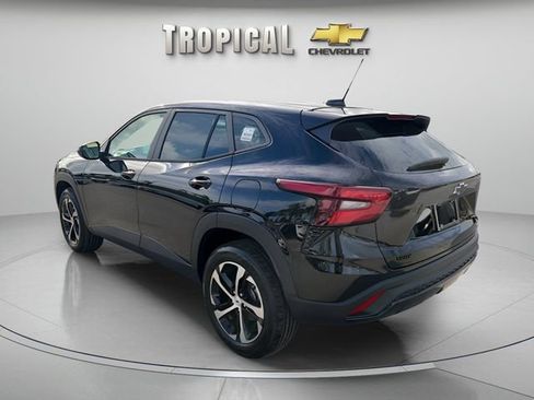 New 2026 Chevrolet Trax RS FWD image 3