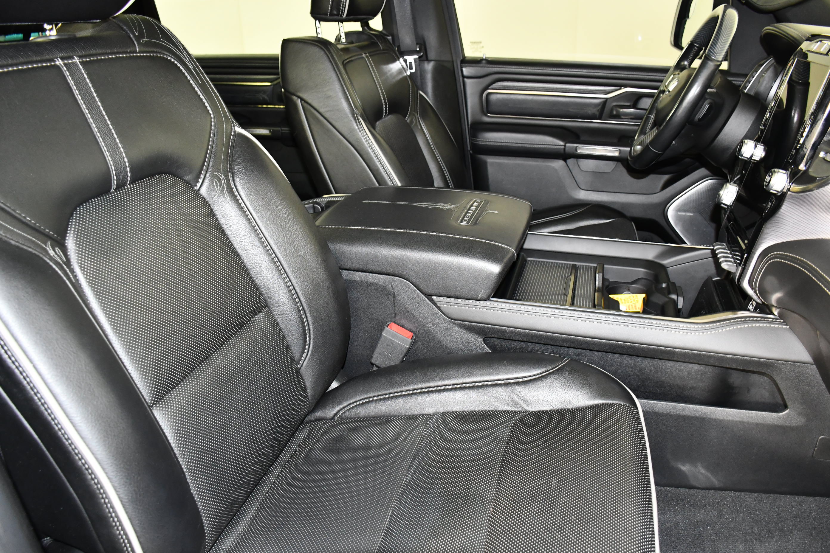 Used 2020 RAM 1500 Limited AWD/4WD image 44