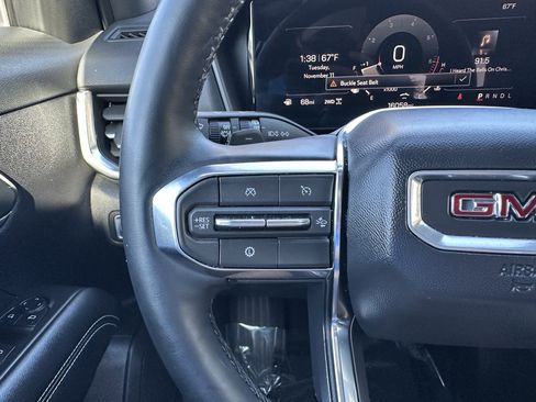 Used 2025 GMC Terrain Elevation image 30