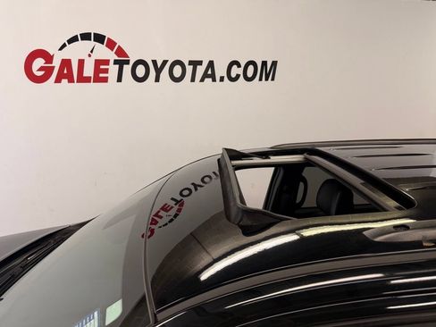 Used 2019 Jeep Grand Cherokee Altitude AWD/4WD image 8