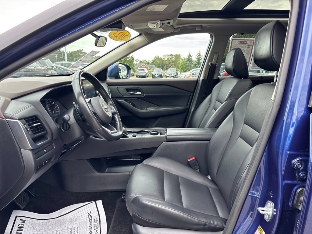 Certified 2023 Nissan Rogue SV w/ SV Premium B Package AWD/4WD image 20