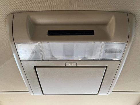 Used 2011 Chevrolet Tahoe LTZ image 35