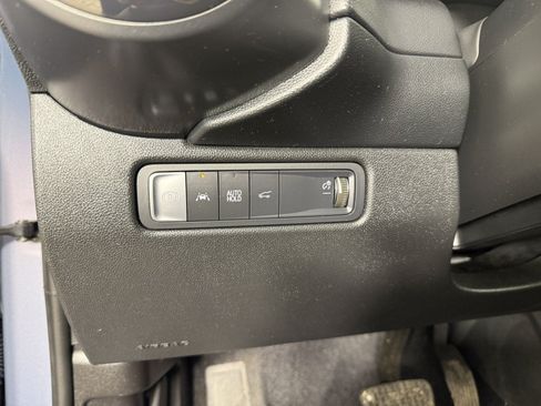 Used 2024 Chevrolet Equinox EV RS w/ LPO, All-Weather Mat Package FWD image 21