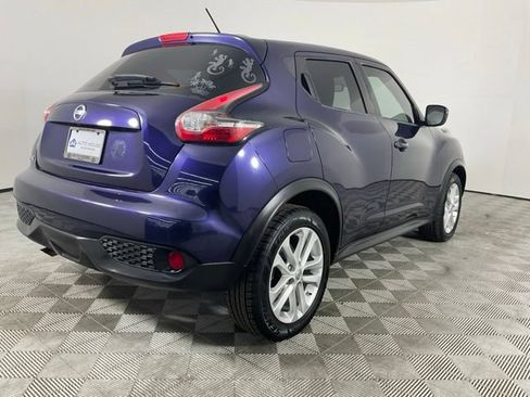 Used 2015 Nissan Juke S FWD image 9