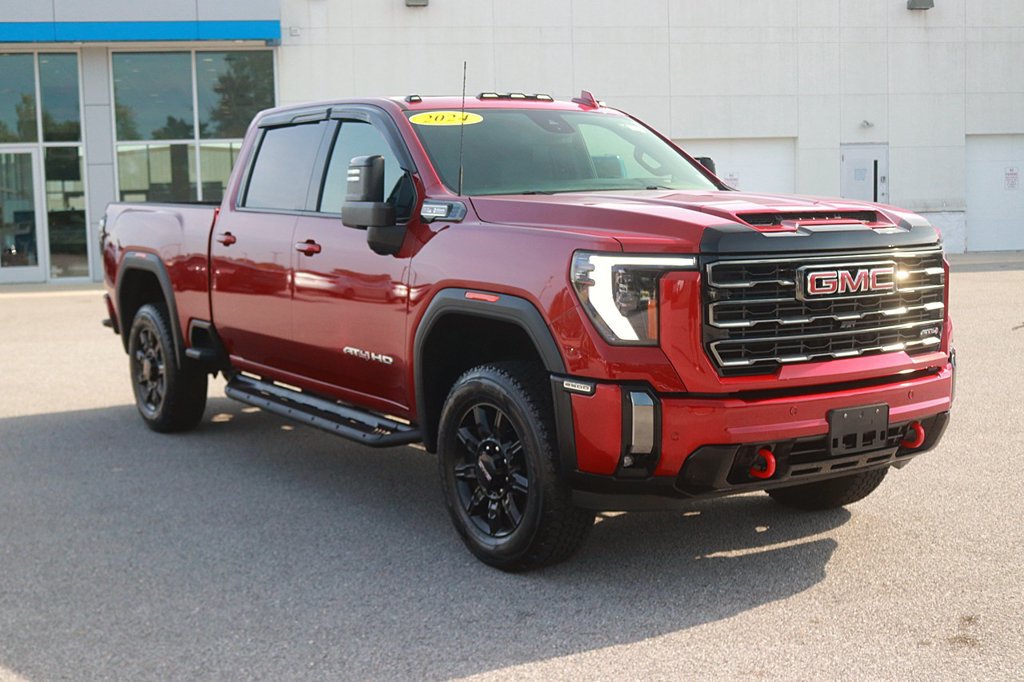 Used 2024 GMC Sierra 2500 AT4 w/ AT4 Preferred Package AWD/4WD image 3