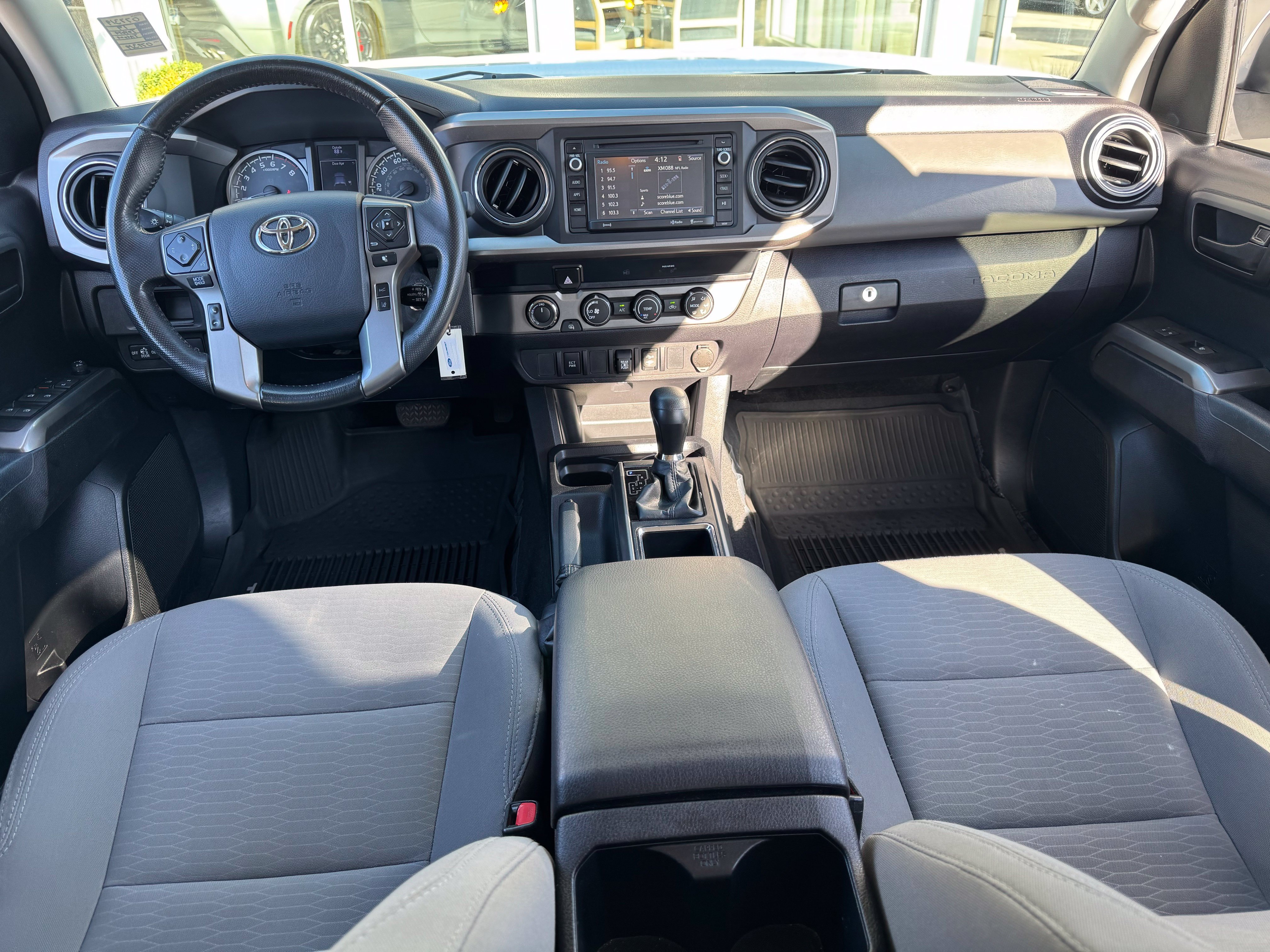 Used 2019 Toyota Tacoma SR5 AWD/4WD image 20